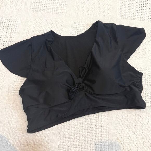 Torrid 3 wireless flutter sleeve faux tie keyhole swim top SW 2820 - Picture 7 of 10